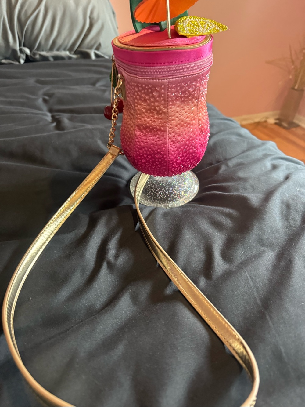 Betsey Johnson Pink Orange Ombre Cocktail Shimmer Crossbody Bag - Picture 4 of 6